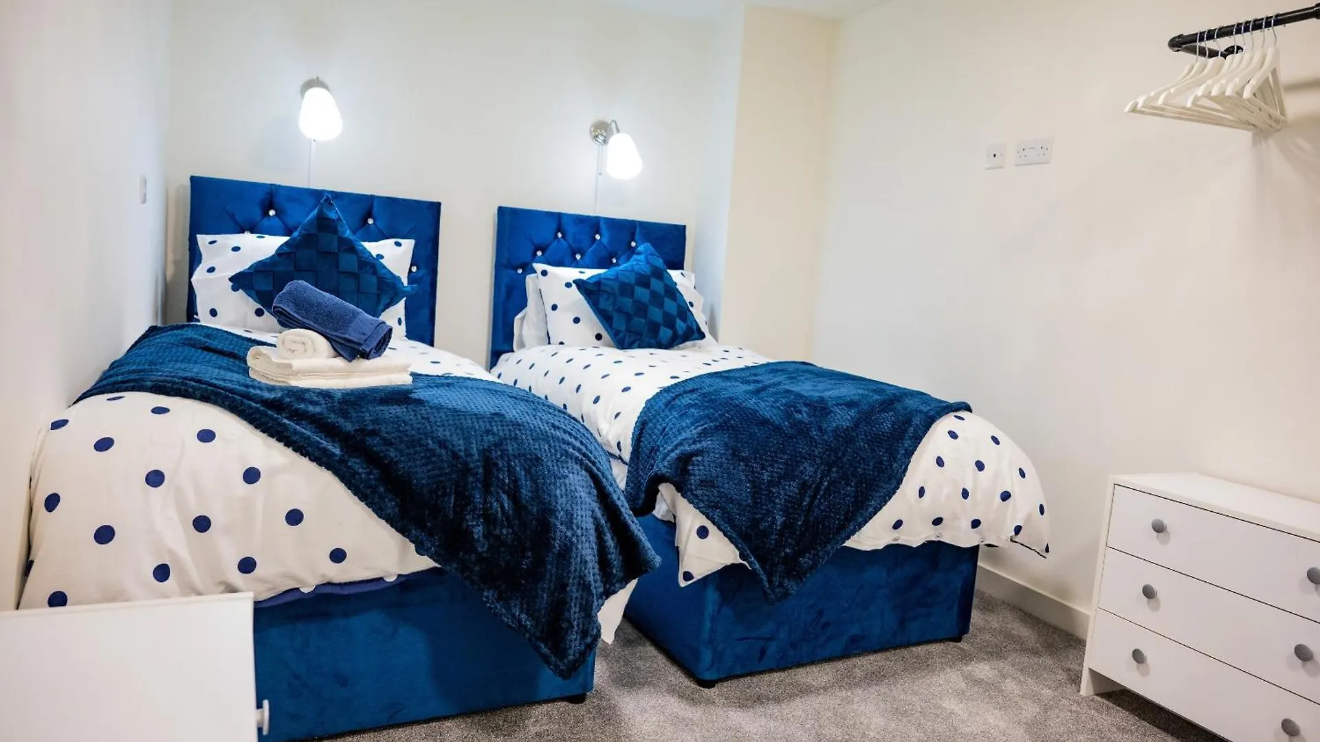 Basement Bliss Hideaway Apartment Bradford  0*, Bradford (West Yorkshire)